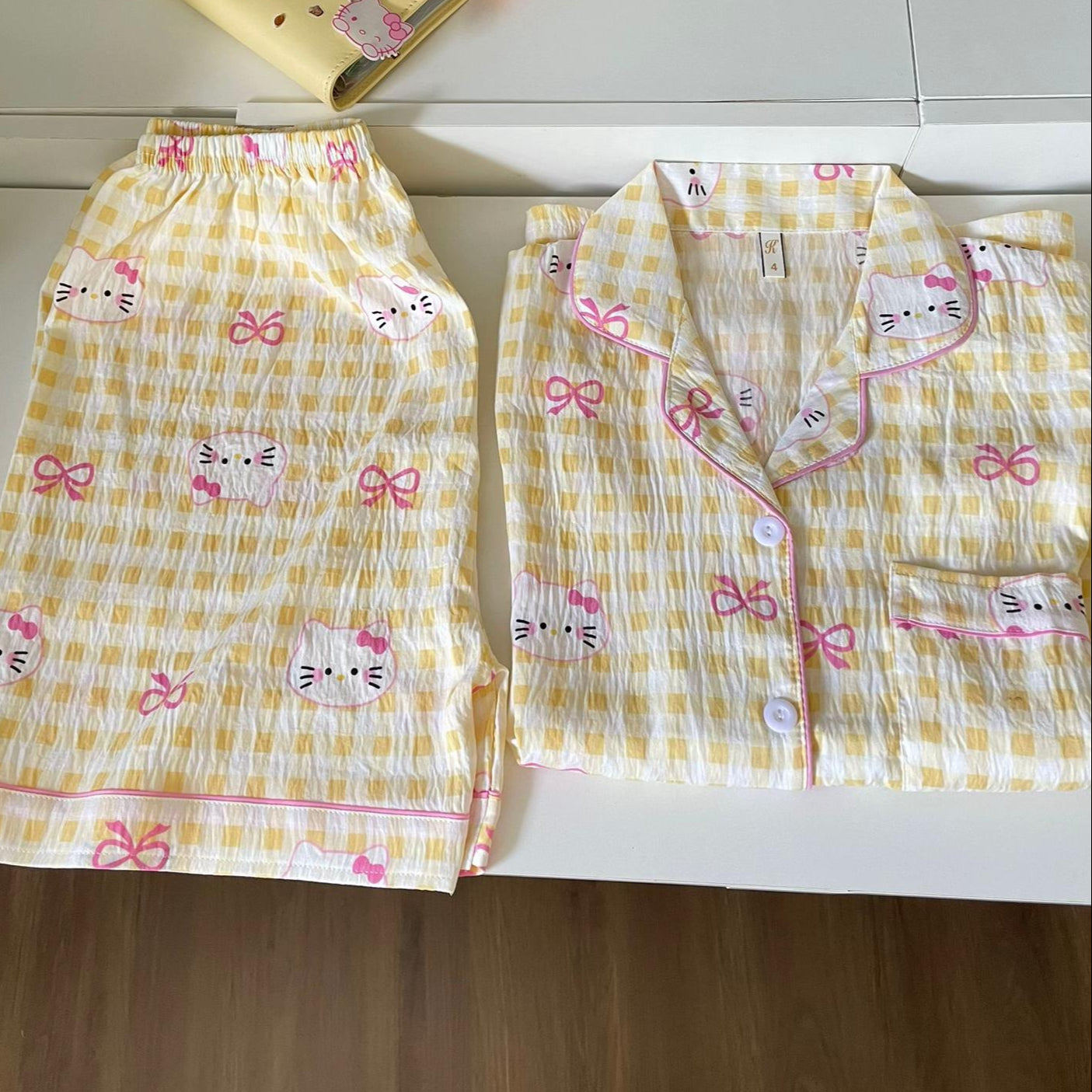 Hello Kitty Cotton Pyjama - M