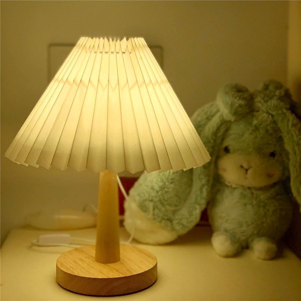 Pleated Lamp with Wood Base - Wired