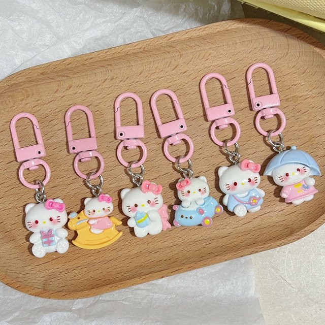 Kawaii Sanrio Hello Kitty Resin Pendant Keychain
