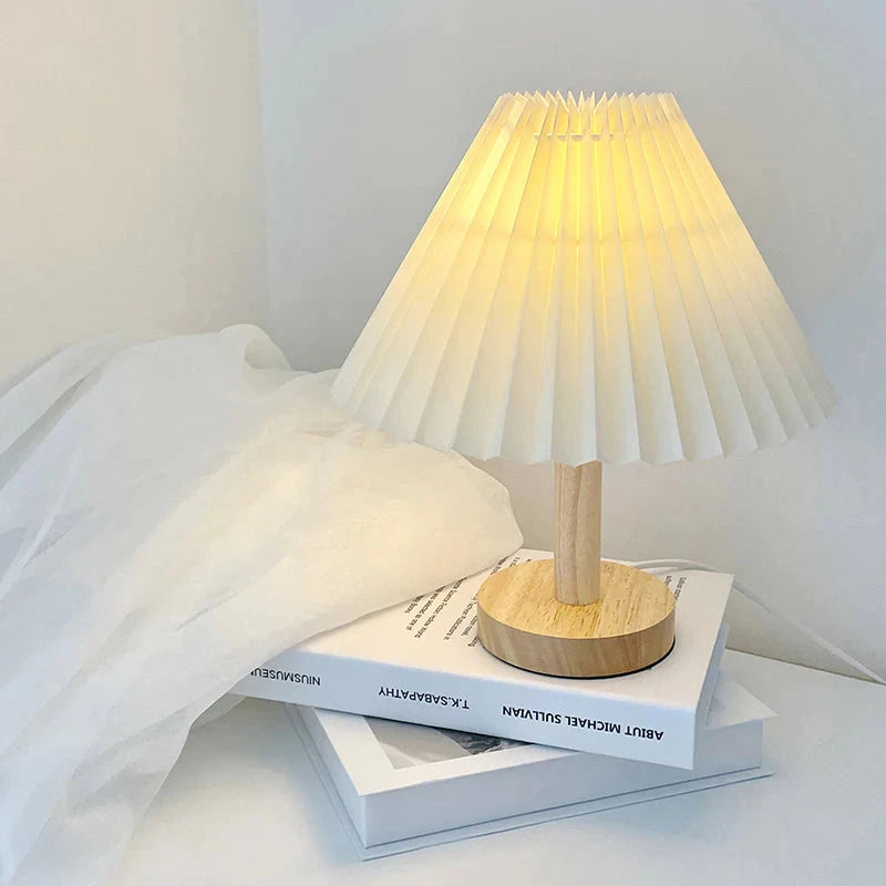 Pleated Lamp with Wood Base - Wired