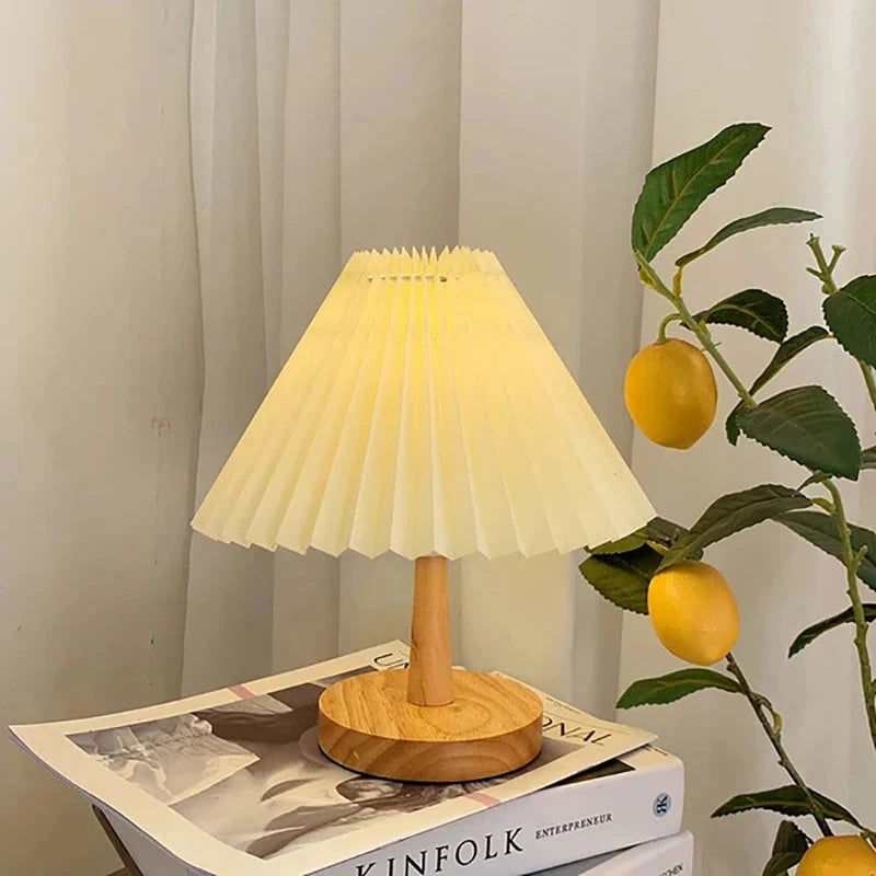 Pleated Lamp with Wood Base - Wired