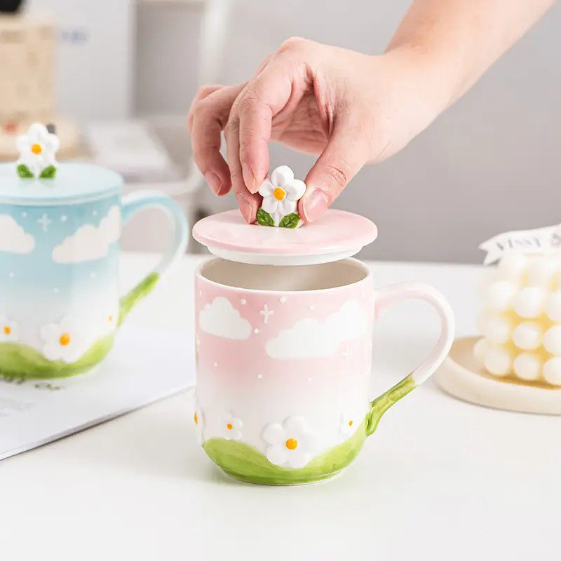 Flower embossed Ceramic Cup with Lid