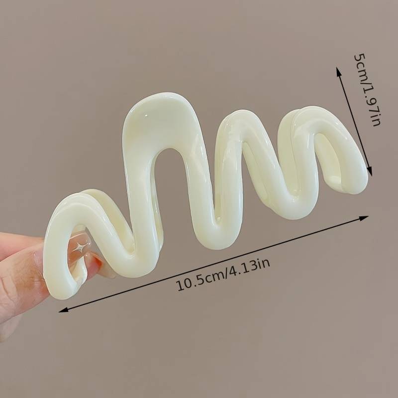 Elegant Wave Line Claw Clips