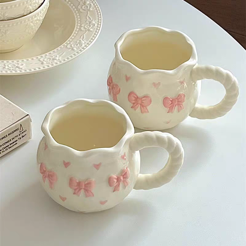 New Ceramic Coquette Bow Mug - Foam Packing