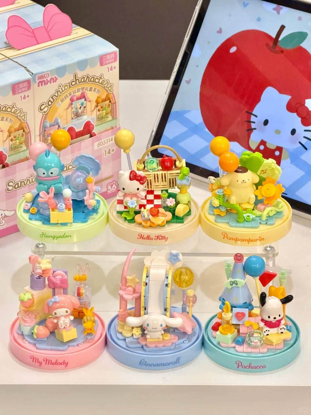 Sanrio Characters Sweet Dream Series Mini Building Blocks Blind Box