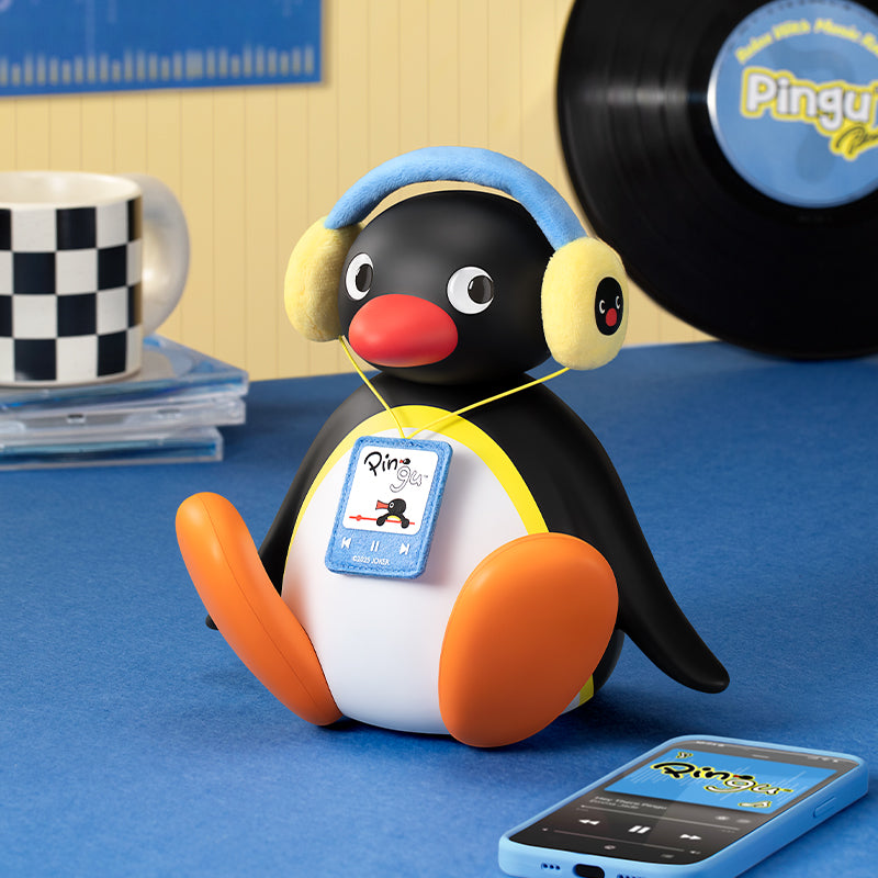 Pingu Music Playing Head Shaking Bluetooth Speaker