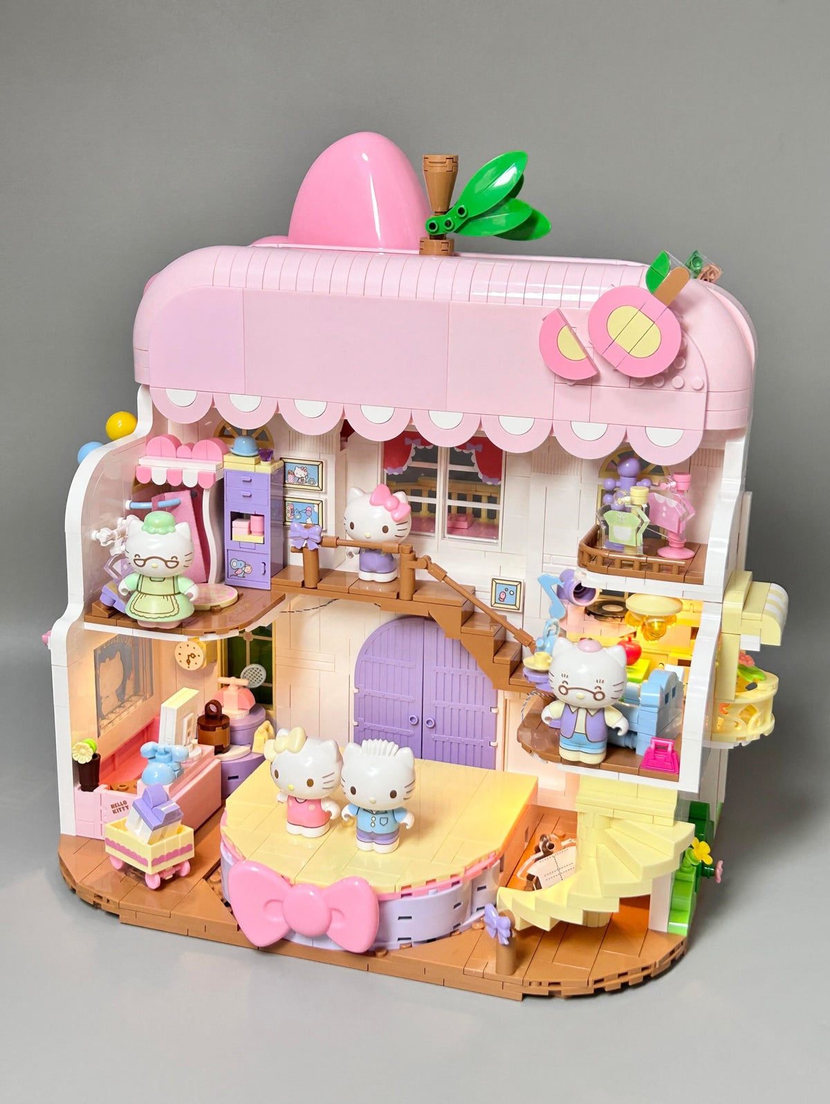 Sanrio Hello Kitty Sweet Dreams House