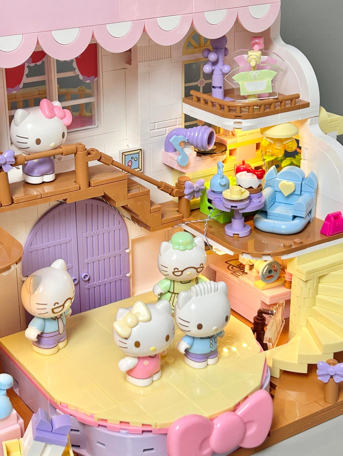 Sanrio Hello Kitty Sweet Dreams House