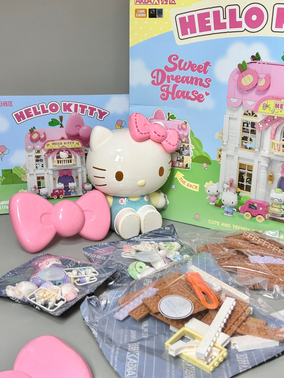 Sanrio Hello Kitty Sweet Dreams House