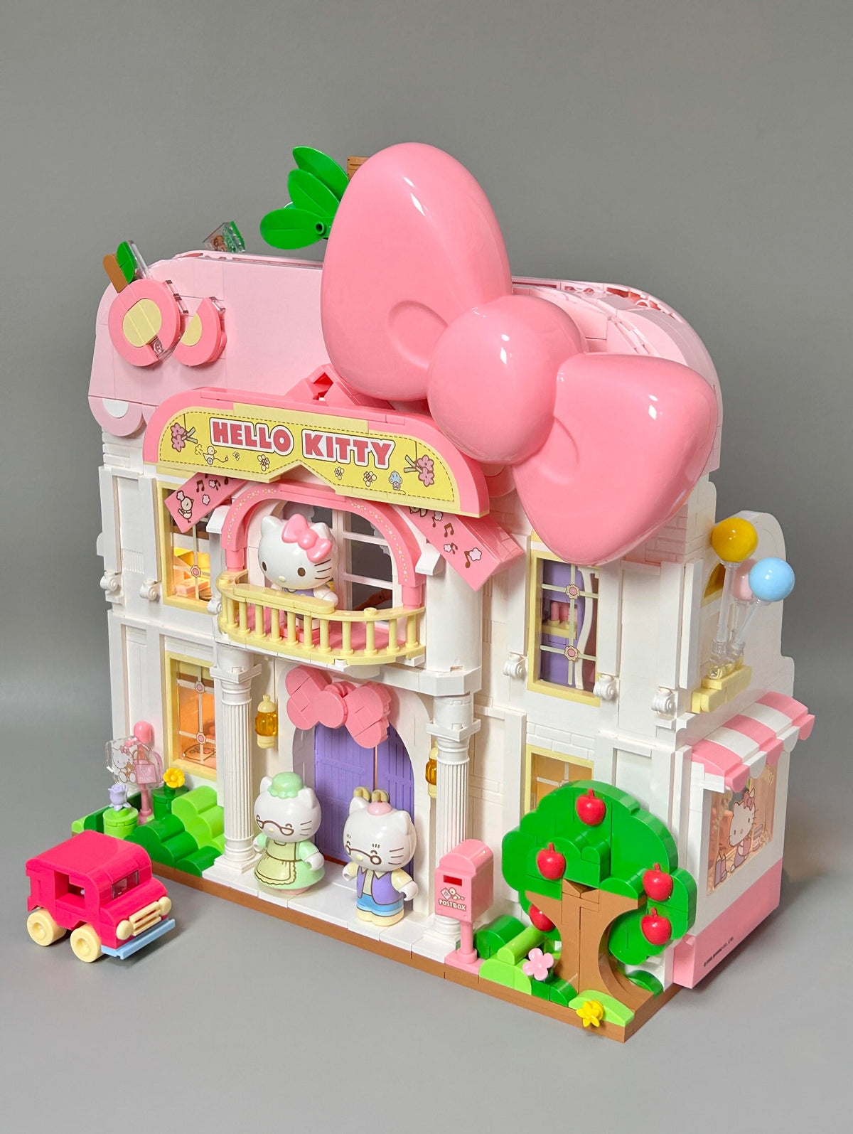 Sanrio Hello Kitty Sweet Dreams House