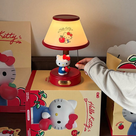 Hello Kitty Lucky Apple Table Lamp