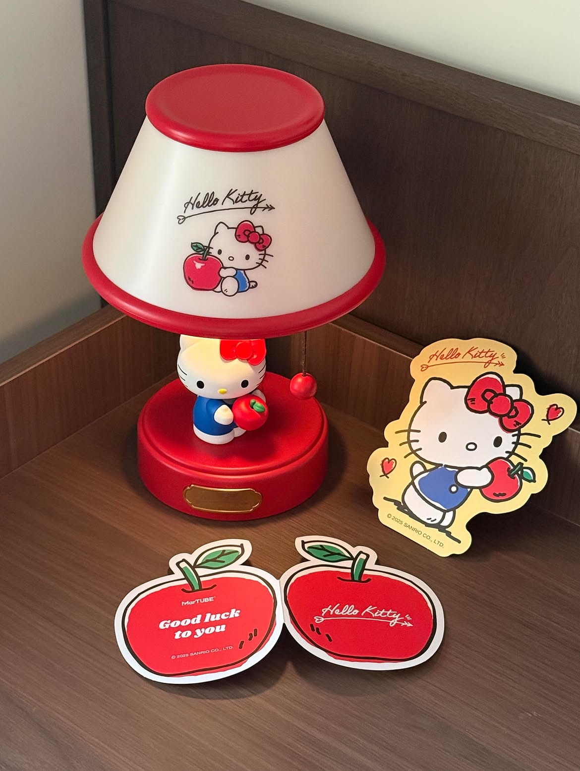 Hello Kitty Lucky Apple Table Lamp