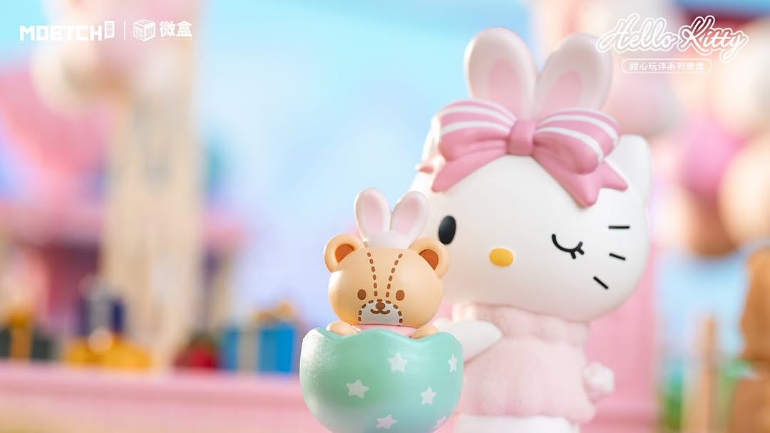 Hello Kitty Sweetheart Playmate Blind Box