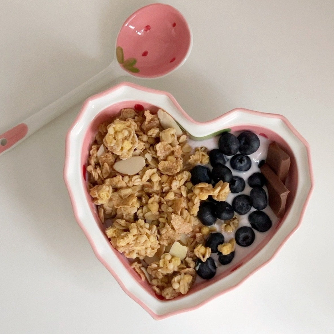 Pinterest Ceramic Heart Shaped Strawberry Meal Set (Set of 3)