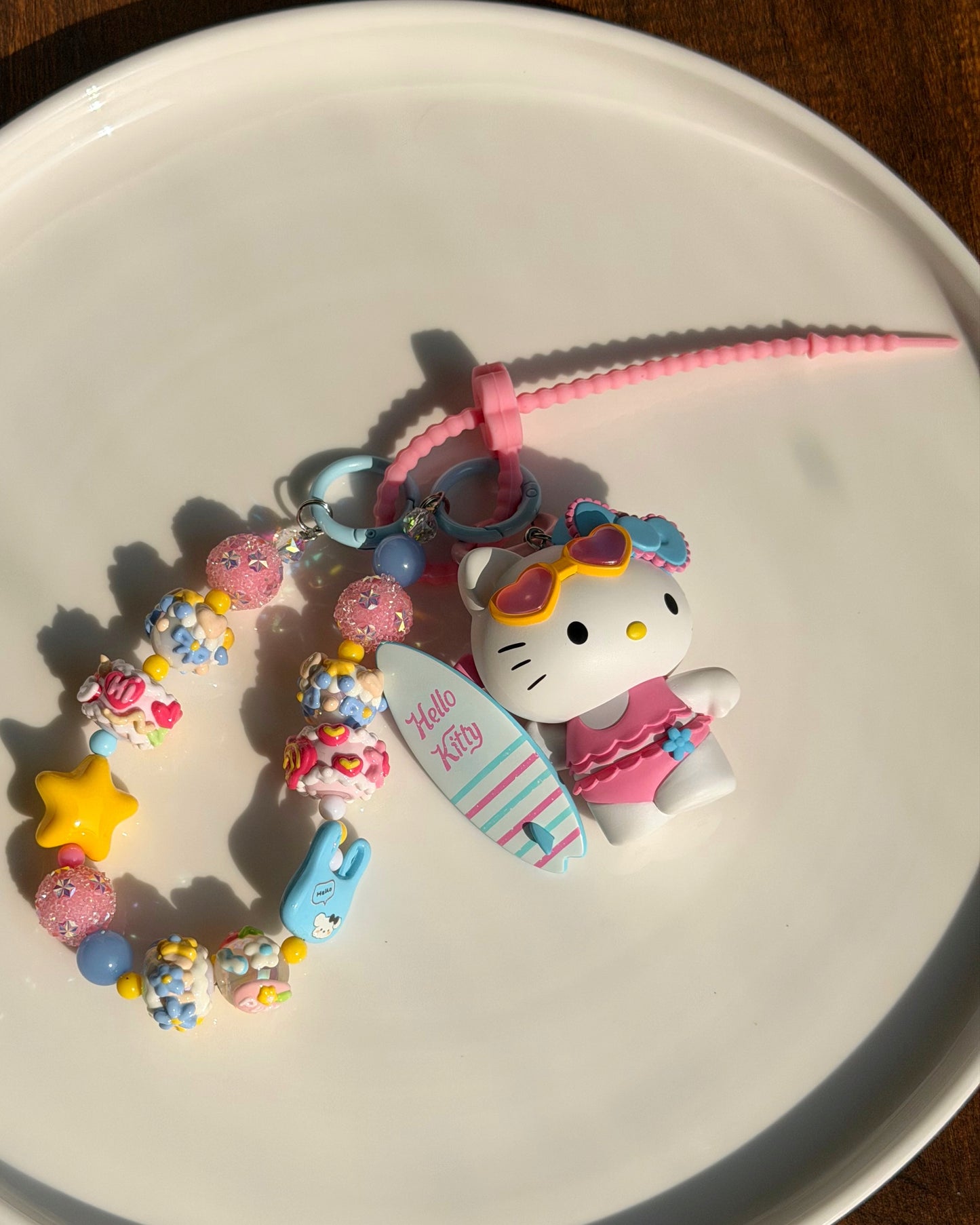 [RARE] Pop Mart Sanrio Hello Kitty South Island Surfing Charm Handmade Key/Phone Chain - Official Charm
