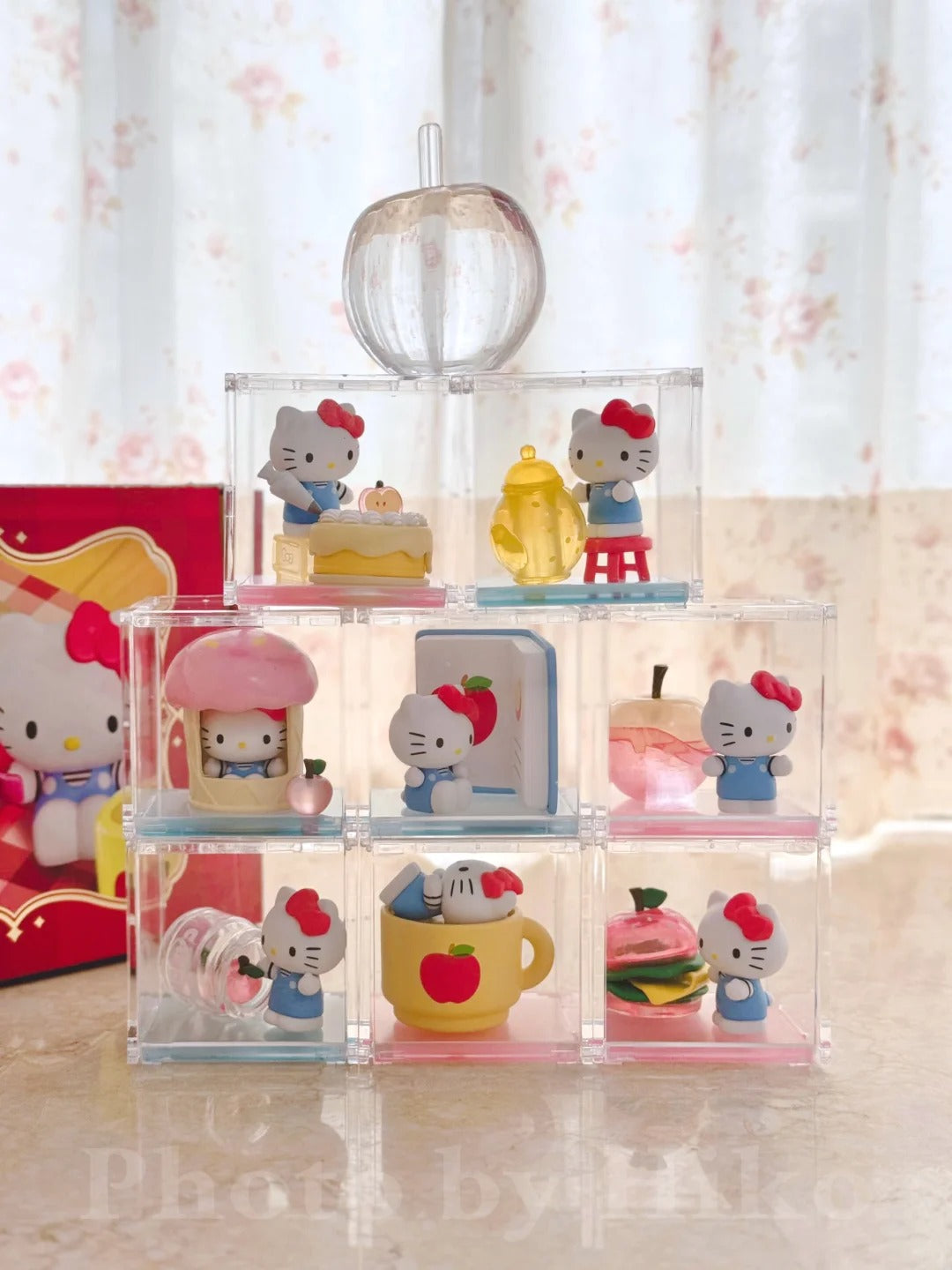 Hello Kitty Apple Workshop Series Mini Blind Box