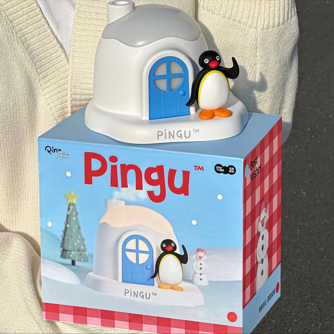 Martube Pingu Humidifier + Soft Lamp (Christmas Edition)- Preorder