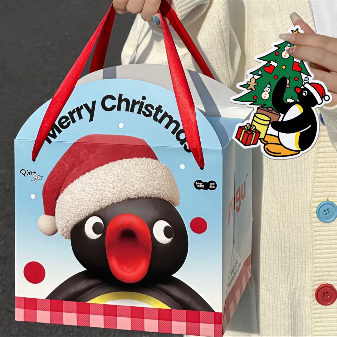 Martube Pingu Humidifier + Soft Lamp (Christmas Edition)- Preorder