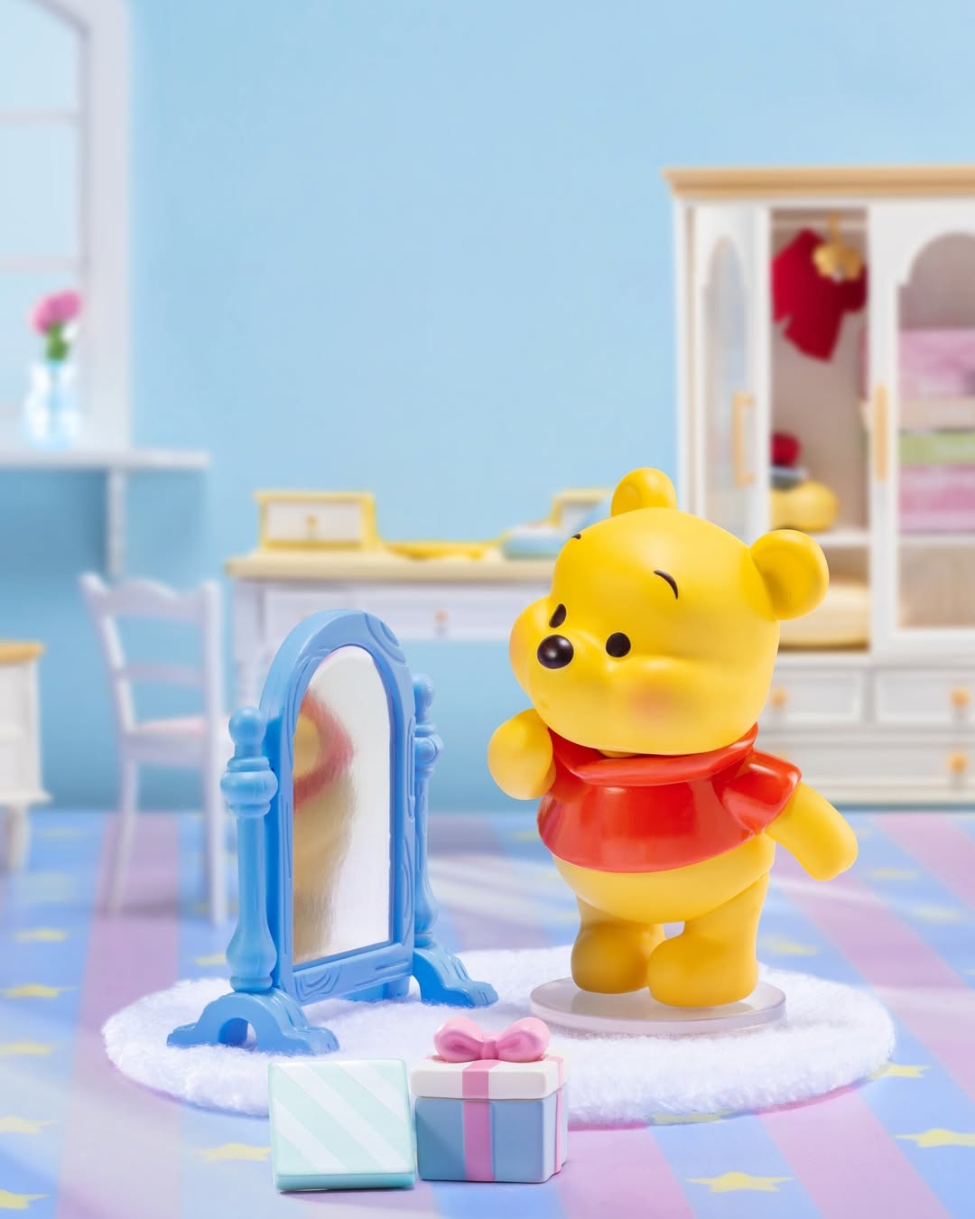 MINISO Disney Winnie the Pooh squad in Home Moments blind boxes