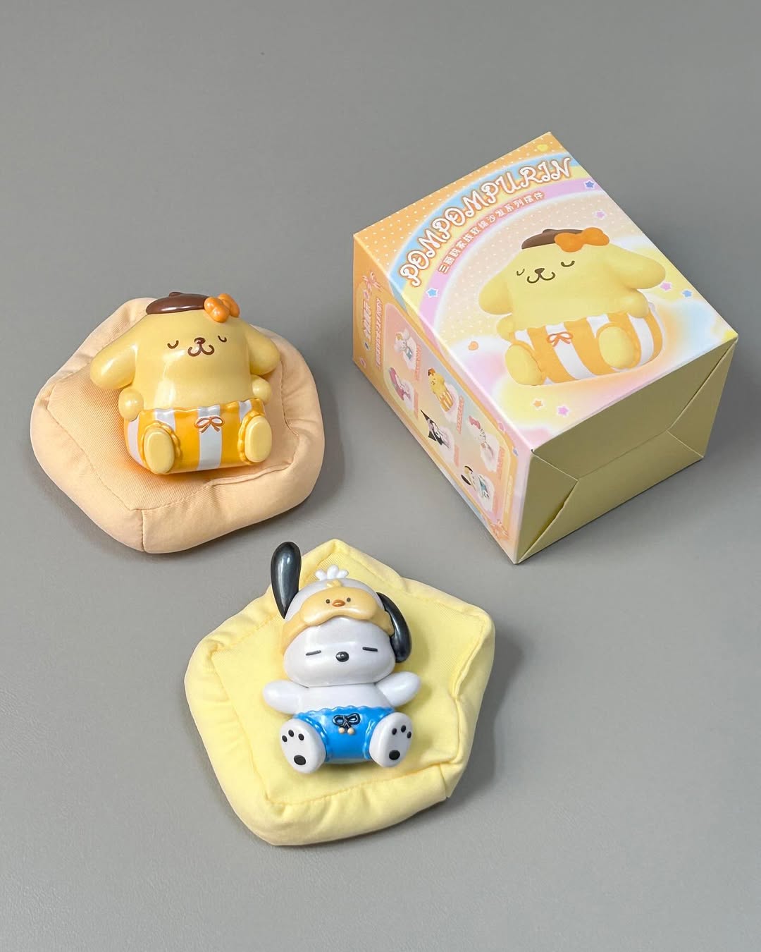 Sanrio Family Sleeping on Soft Sofa Series Blind Box