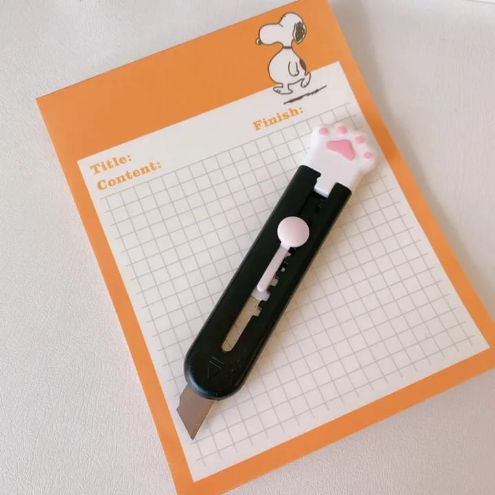 Kawaii Paw Pocket Cutter