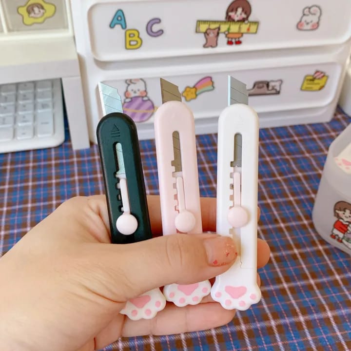 Kawaii Paw Pocket Cutter