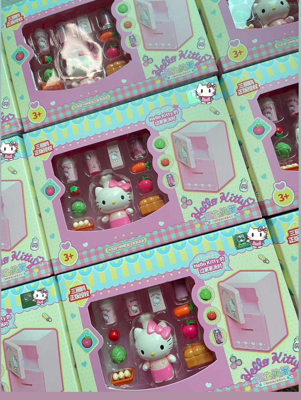 Hello Kitty/Cinnamoroll Miniature Toy Set