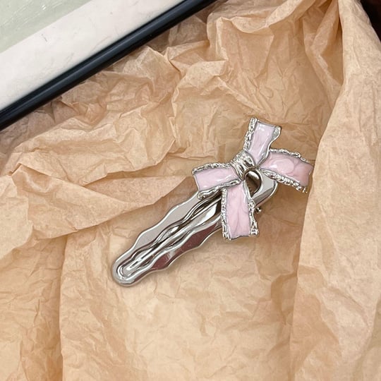 Elegant Pink Bow Hair Clip – Chic Metal Barrette (Single pc)
