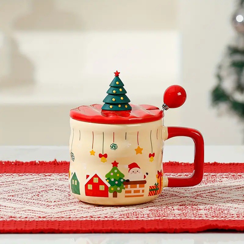 Ceramic Mug with Christmas Tree Lid