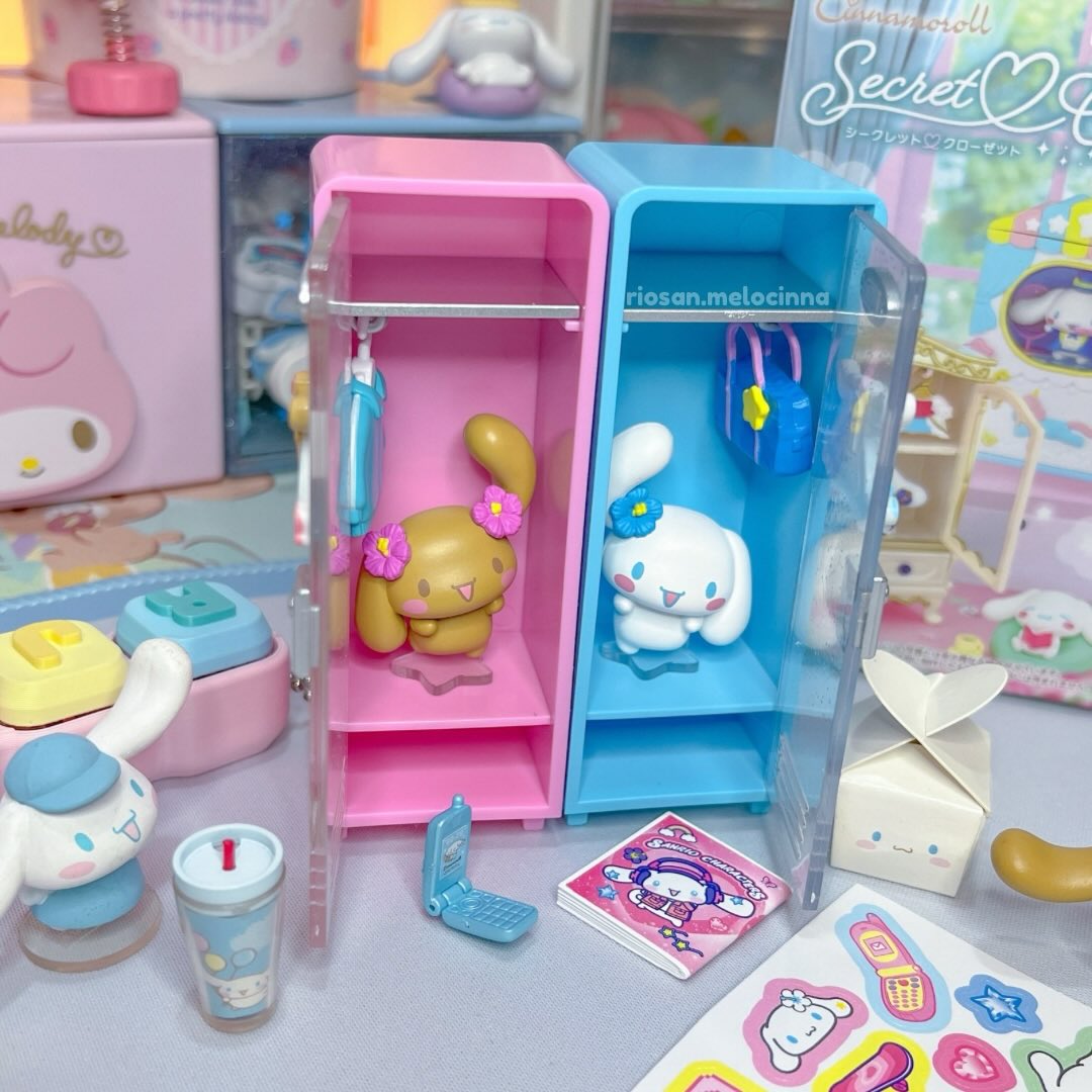 Hello Kitty And Friends Blind Box Mini Figures (Cinnamoroll Secret Closet)