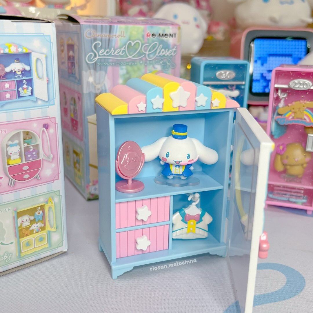 Hello Kitty And Friends Blind Box Mini Figures (Cinnamoroll Secret Closet)