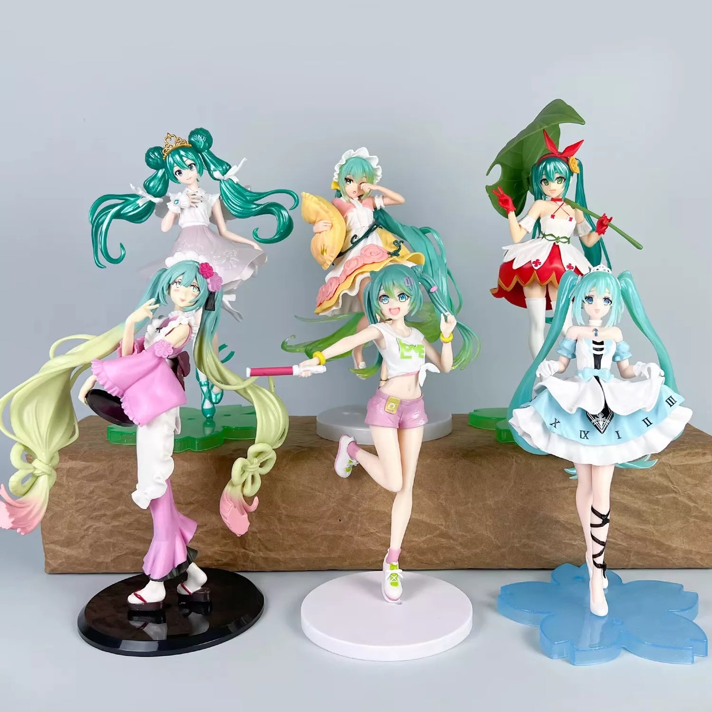 Hatsune Miku Spring/Sakura-themed figure PVC