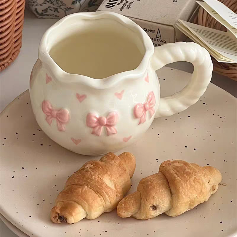 New Ceramic Coquette Bow Mug - Foam Packing