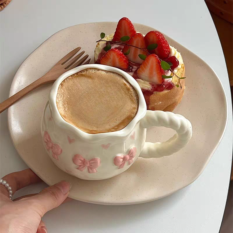 New Ceramic Coquette Bow Mug - Foam Packing