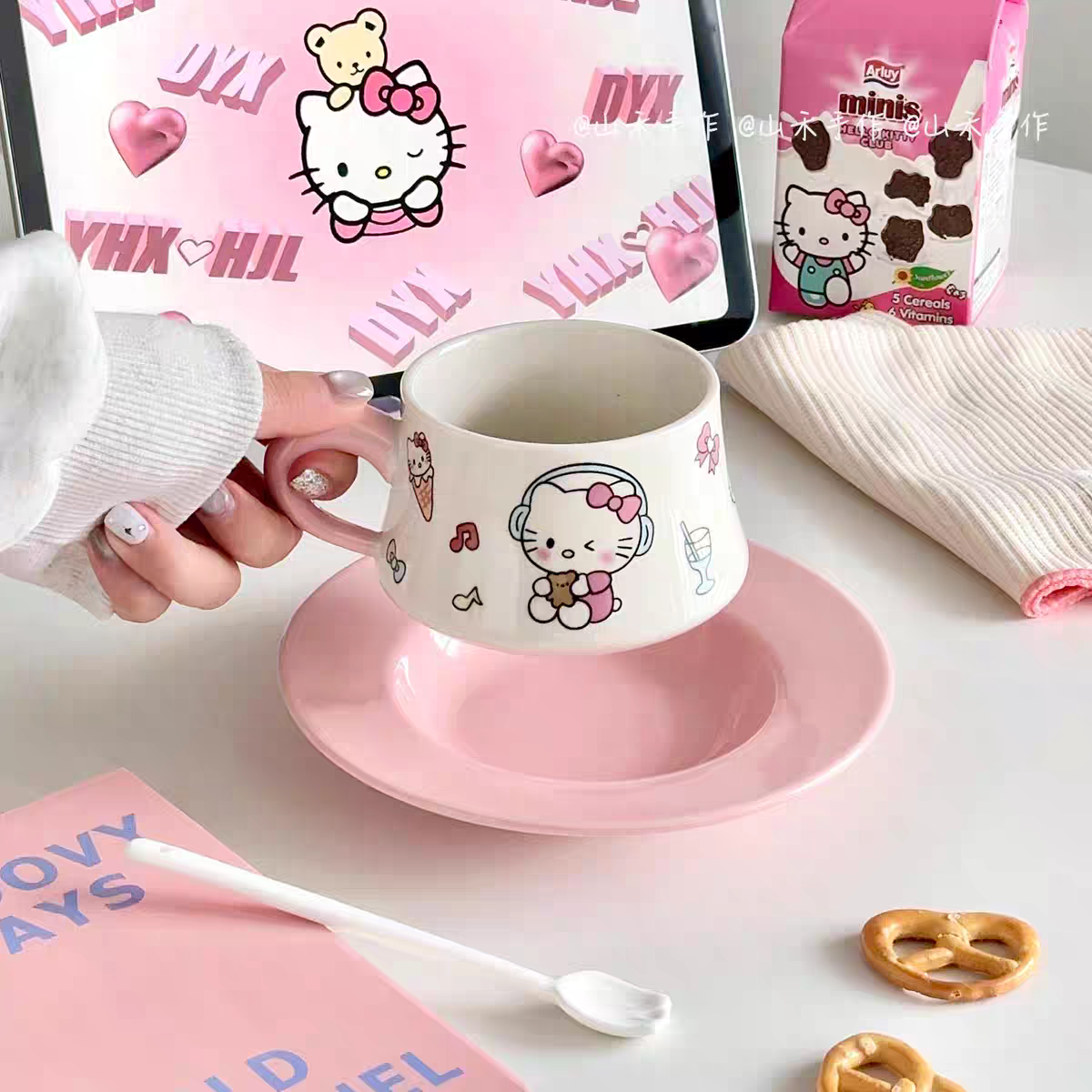 Cute Hello Kitty Cup Saucer and Spoon