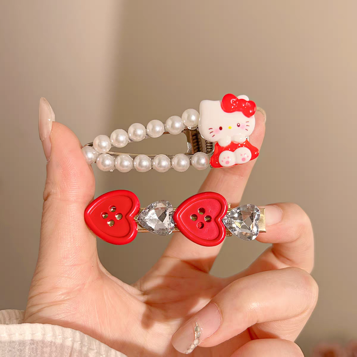 HK Hair Clip Set