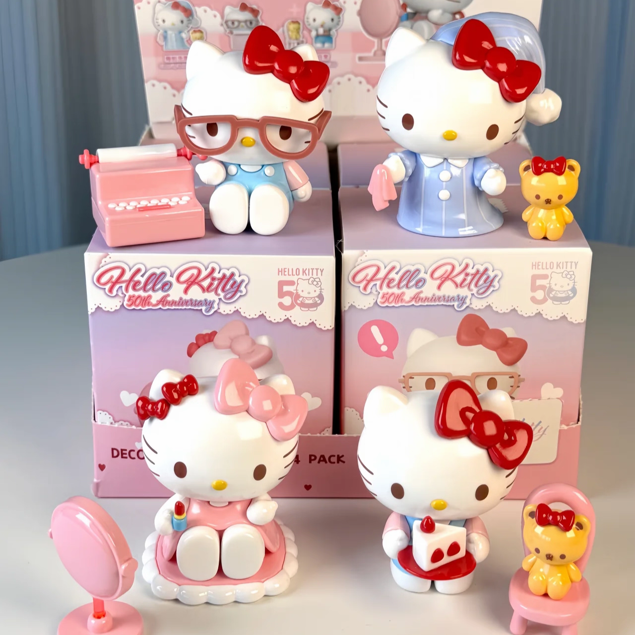 Hello Kitty Daily Life Series - Official
