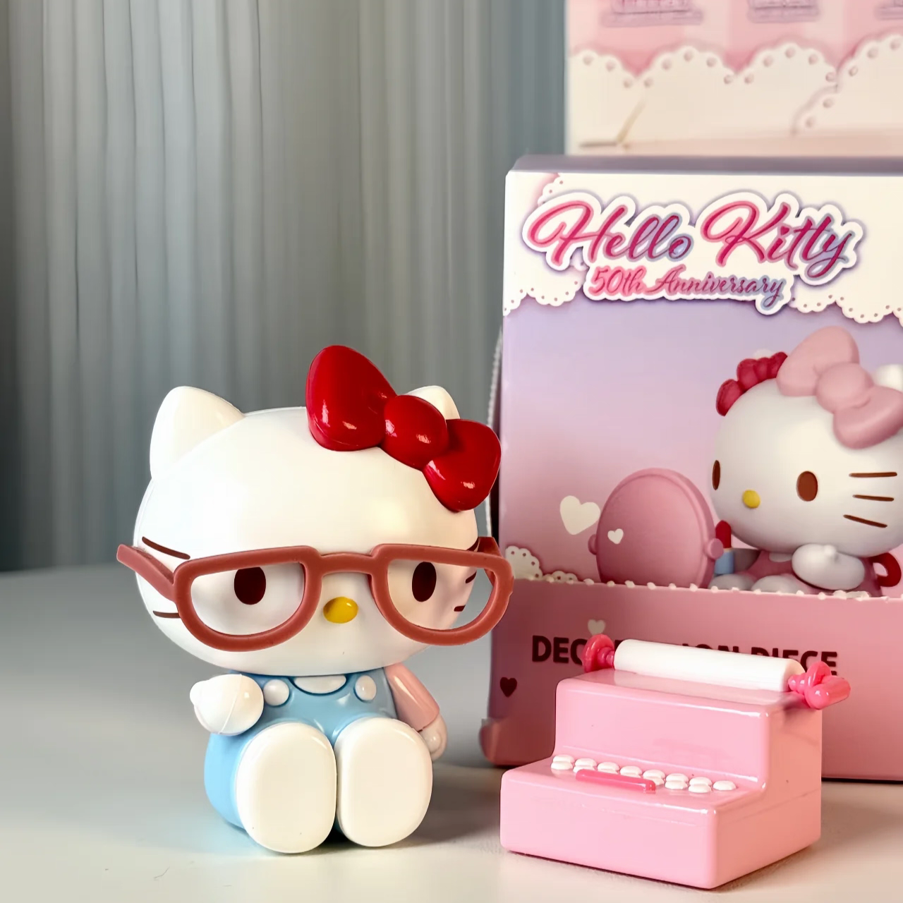 Hello Kitty Daily Life Series - Official