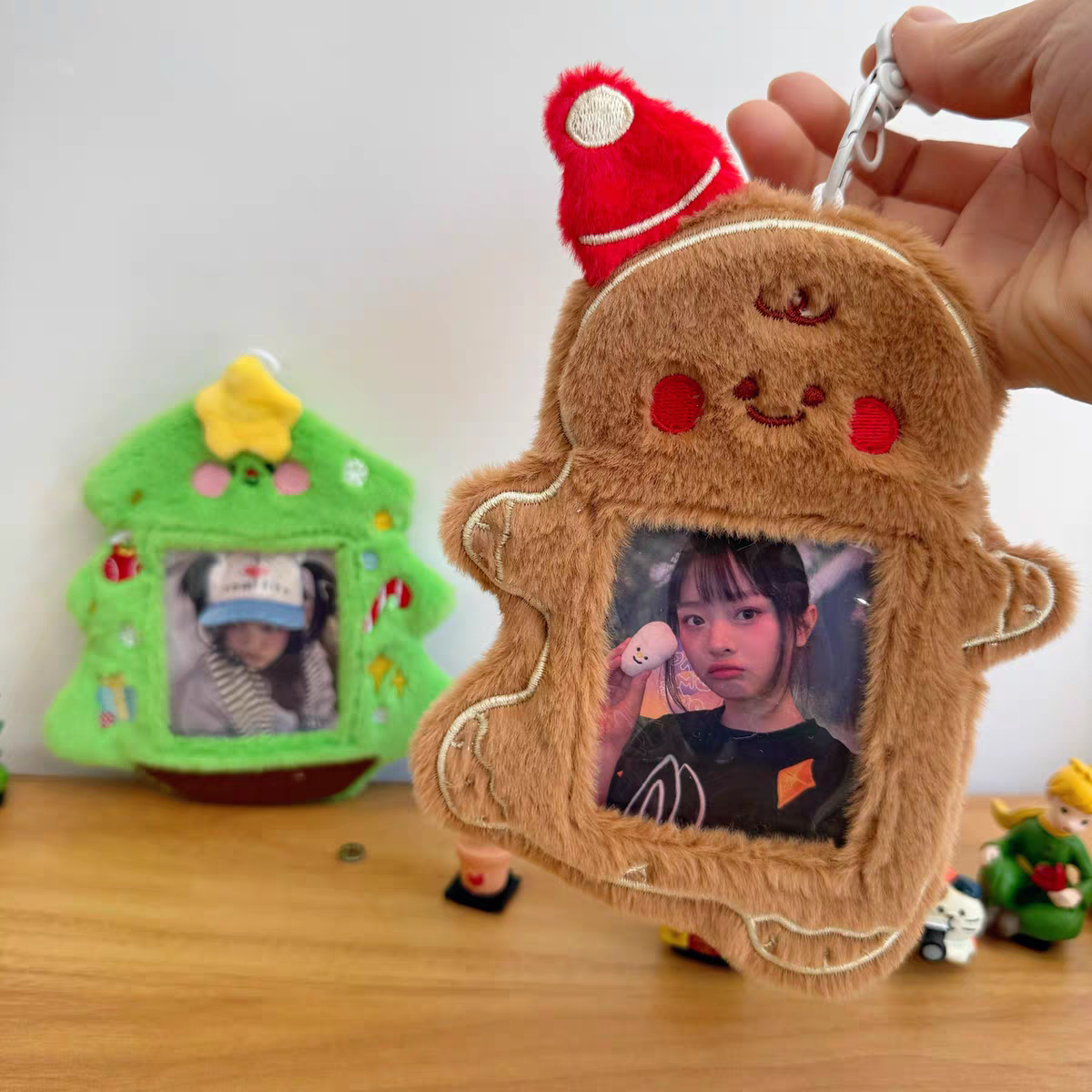 HiSoCute Christmas Plushie Photo Card Holder/Bag Charm