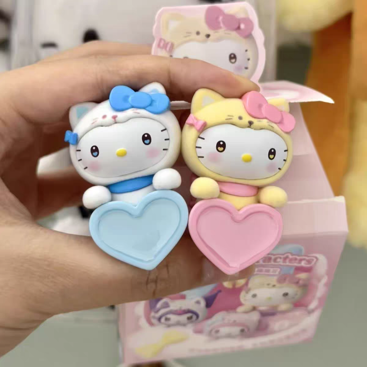 Sanrio Guardian Cats Mini Bean Hippers Blind Box (Single Box - Authentic)