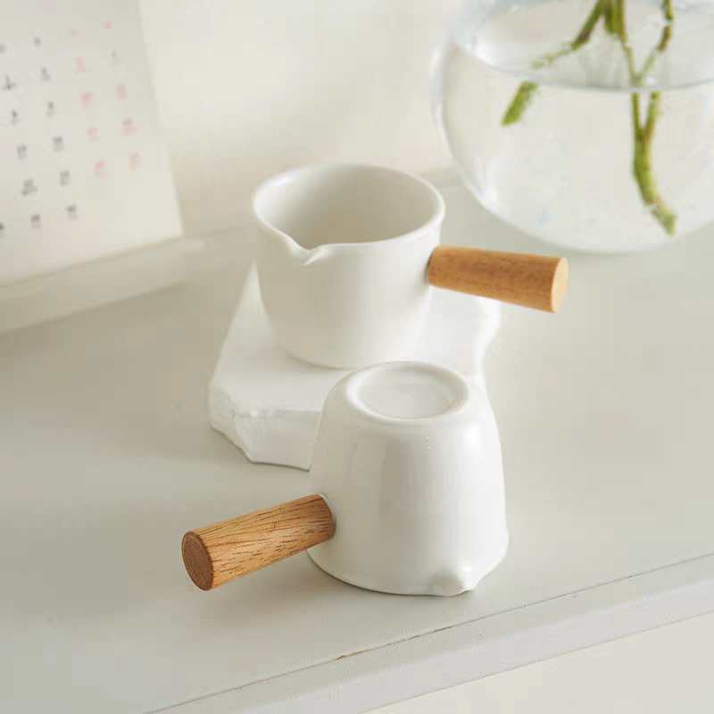 Milk Cup Sauce Ceramic Espresso Pouring Cup With Honey Wooden Handle