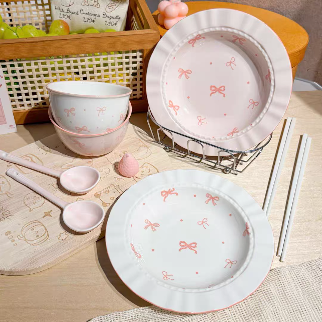 Coquette Bow Tableware Set - Set of 3