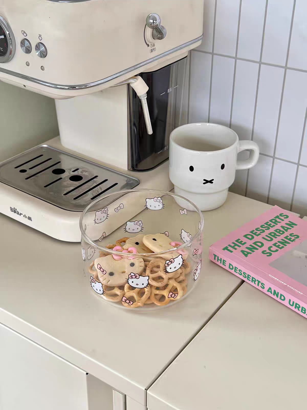 Kitty Glass Snacks Cup - Pink Bow