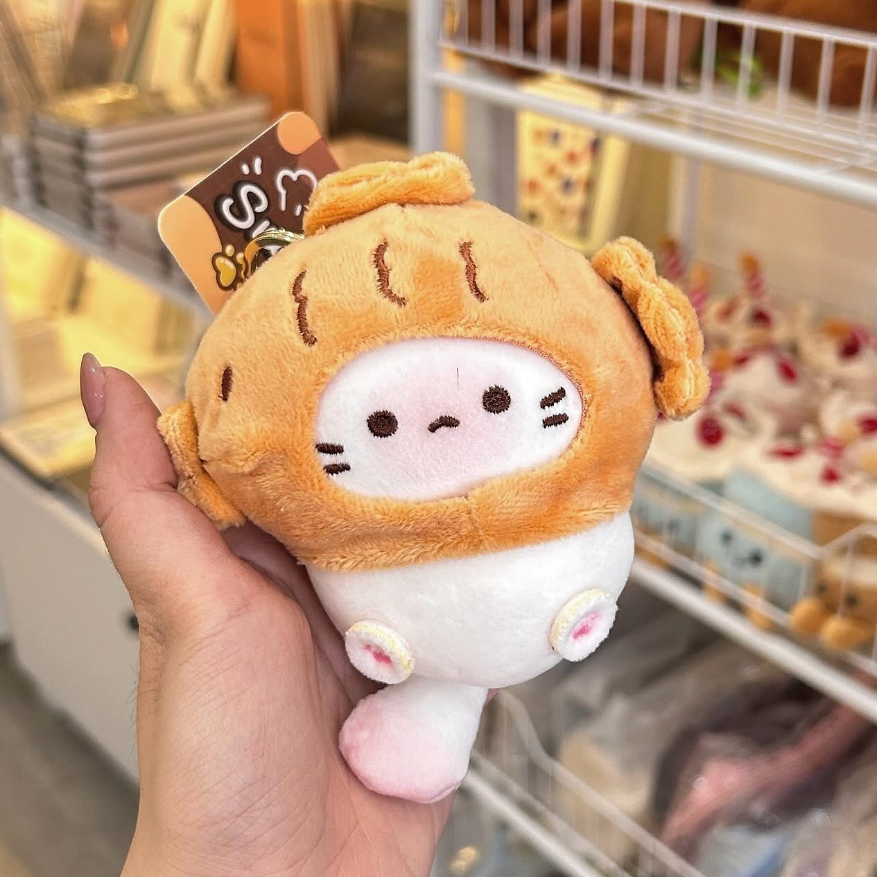Kawaii Cat With Taiyaki Hat Plush Keychain